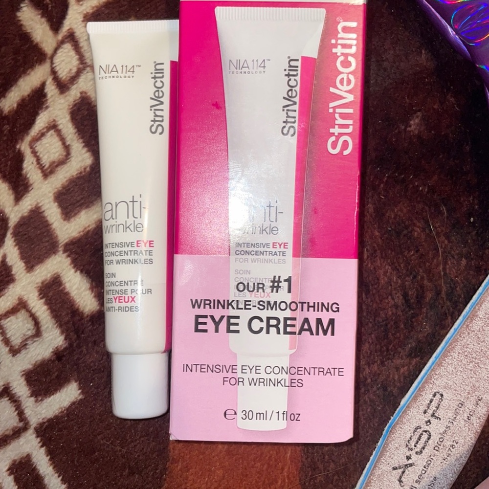 Strivectin wrinkle smoothing eye cream
